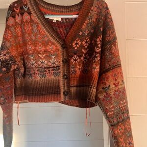 New without tag Cleo+Wolf Cozy cropped Cardigan